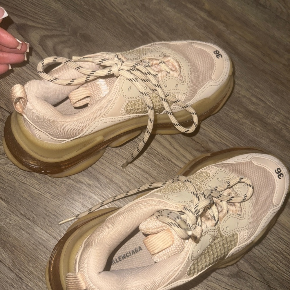 Balenciaga Fabric Mesh Clear Sole Womens Triple S Sneakers - Picture 3 of 5